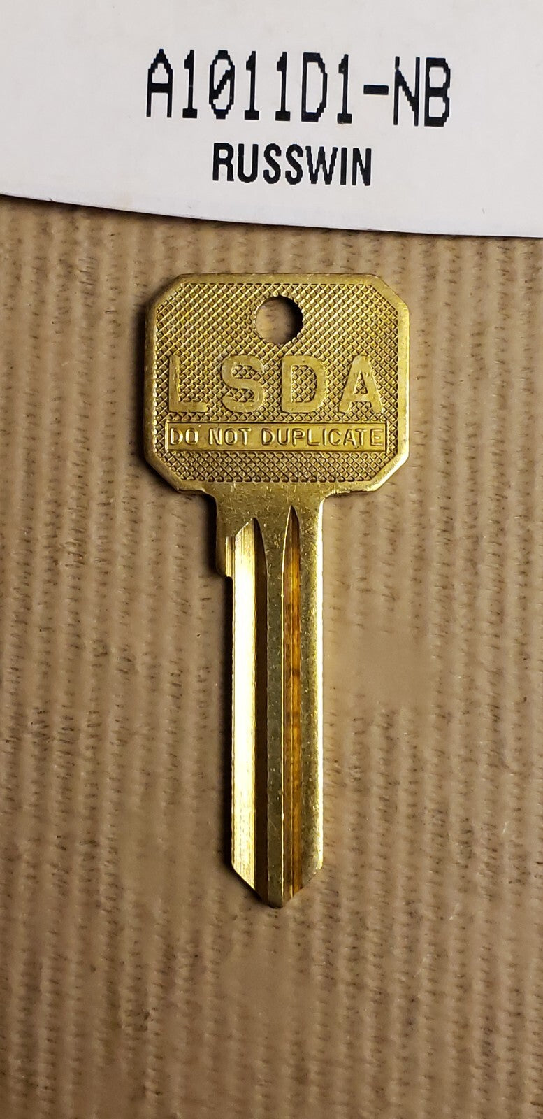 LSDA - A1011D1 - 6 Pin - Neuter Bow - Key Blank - Russwin - DnD Do Not Duplicate — photo 1