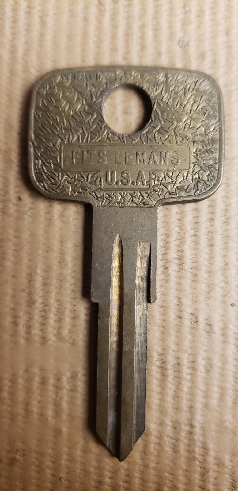 Curtis - B61 - B-61 - X168 - Key Blank - Pontiac - Lemans — photo 2