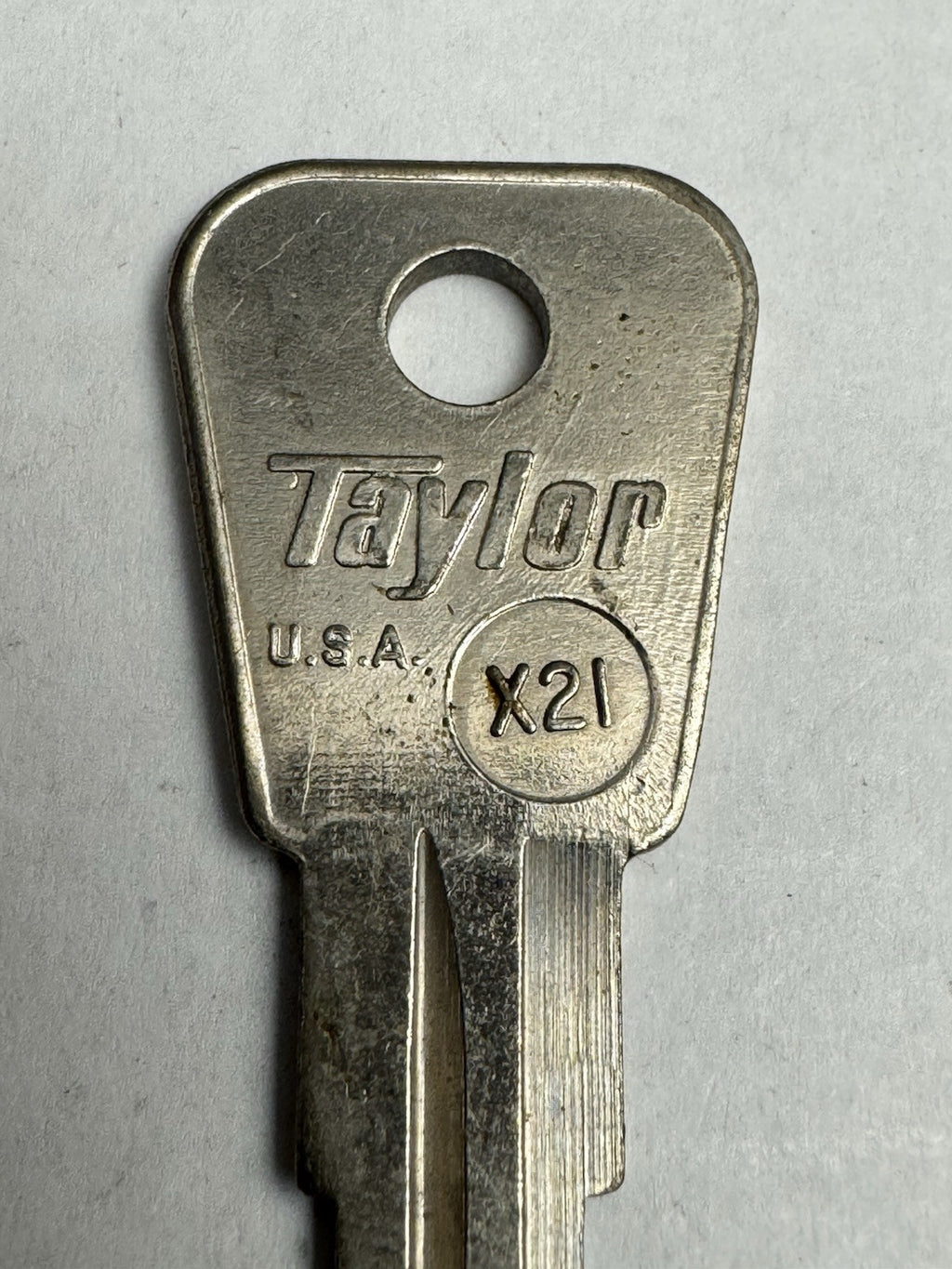 ESP - Taylor - X21 - Ys1 - Key Blank — photo 4