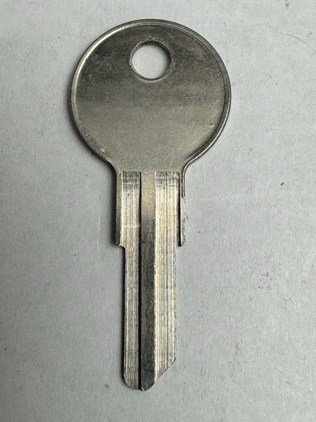 Ilco - C1041N - K38 - C42E - Key Blank — photo 3
