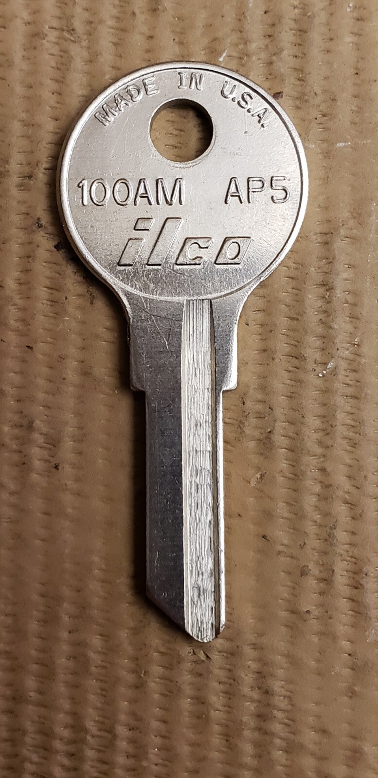 Ilco - AP5 - 100AM - Key Blank — photo 1