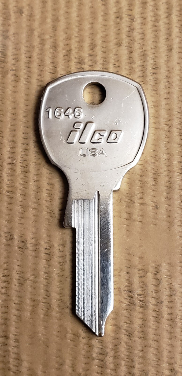 Ilco - 1646 - Key Blank - USPS Mailbox Key — photo 1