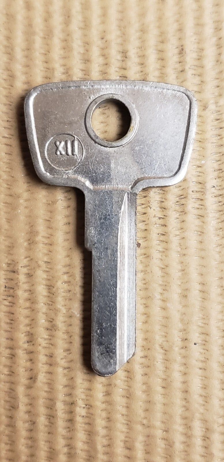 Taylor - X11 - Key Blank — photo 1