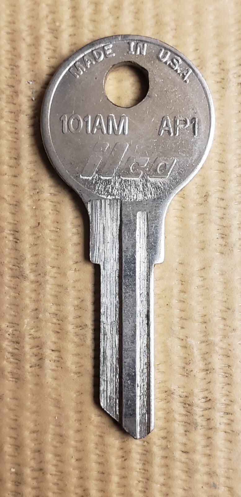 Ilco - AP1 - 101AM - Key Blank — photo 1