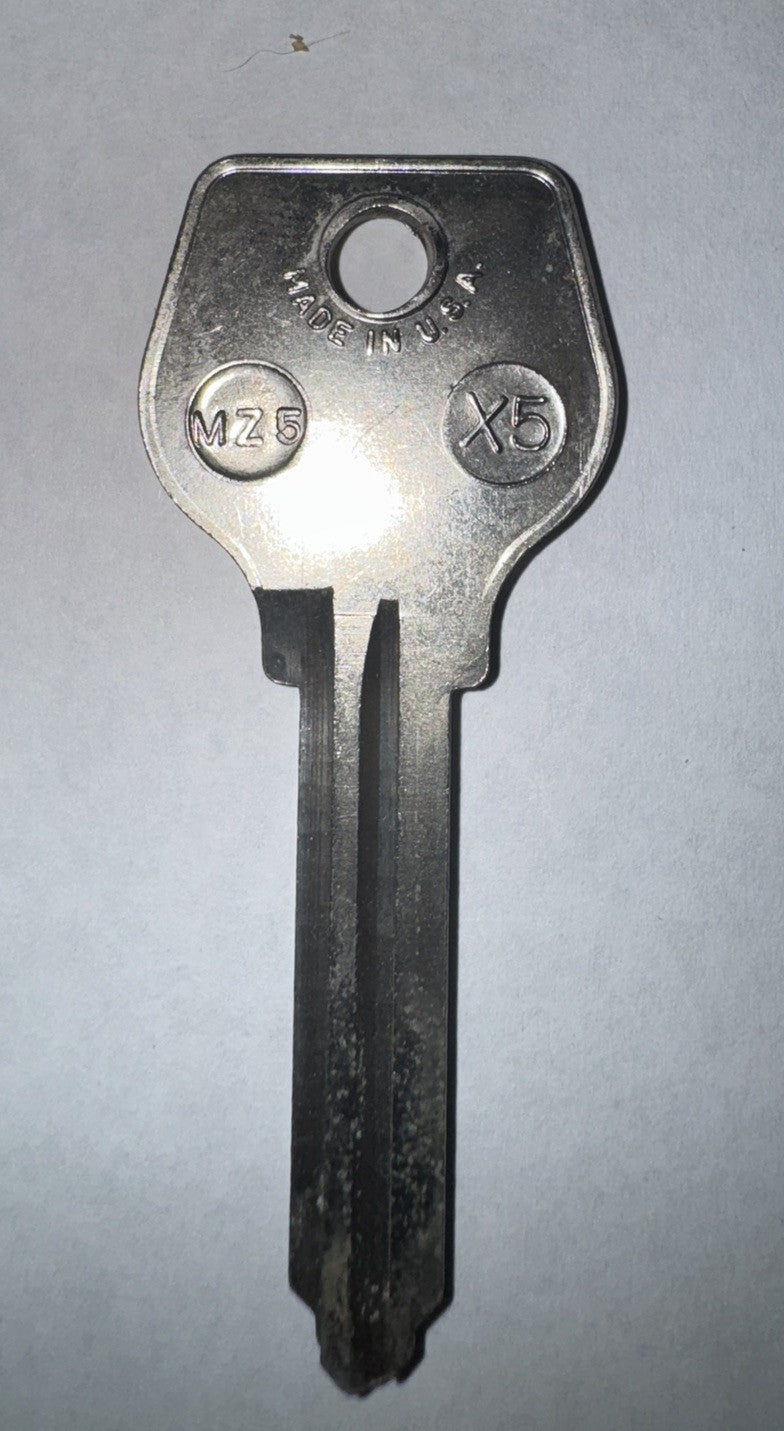 Ilco - FC6 - MZ5 - X5 - Key Blank - Ford - Mazda — photo 2