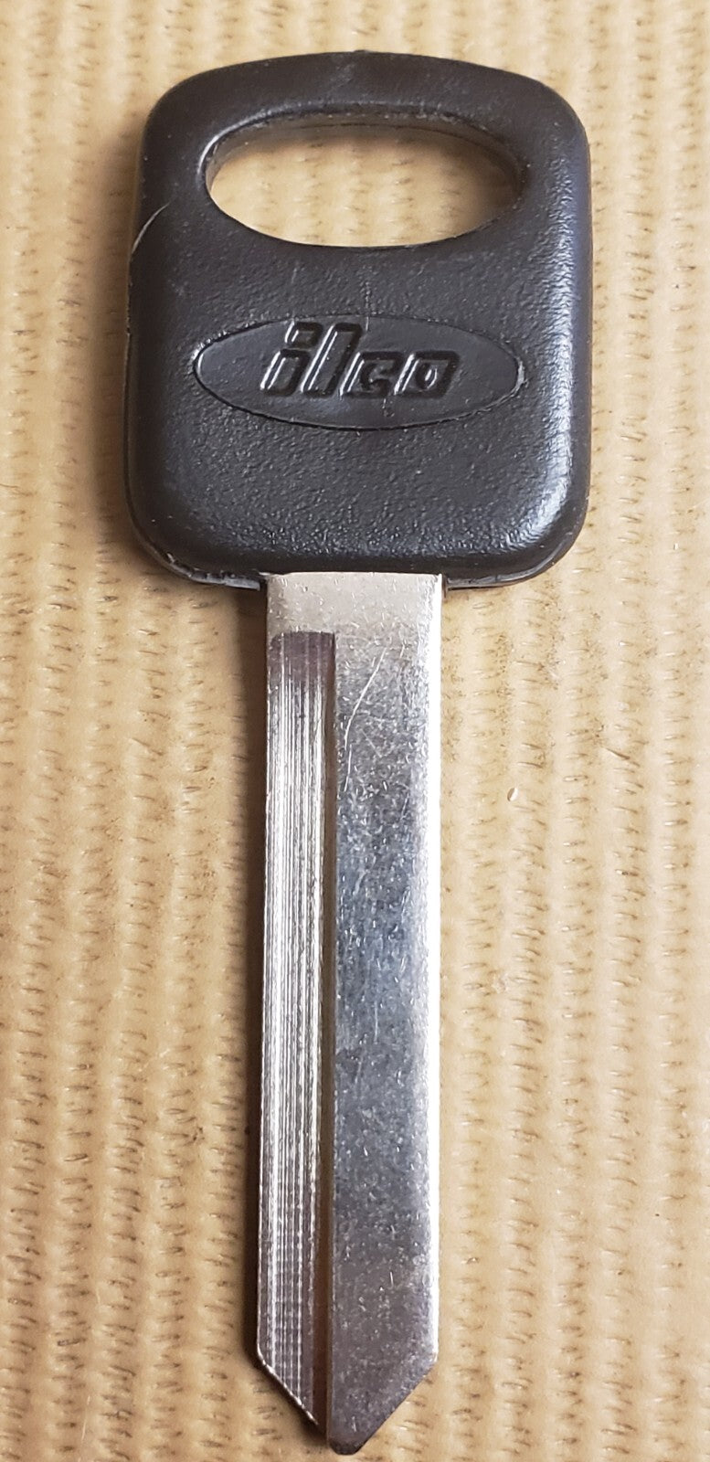 Ilco - H67 - H67-P - Plastic Head - Key Blank - FORD — photo 2