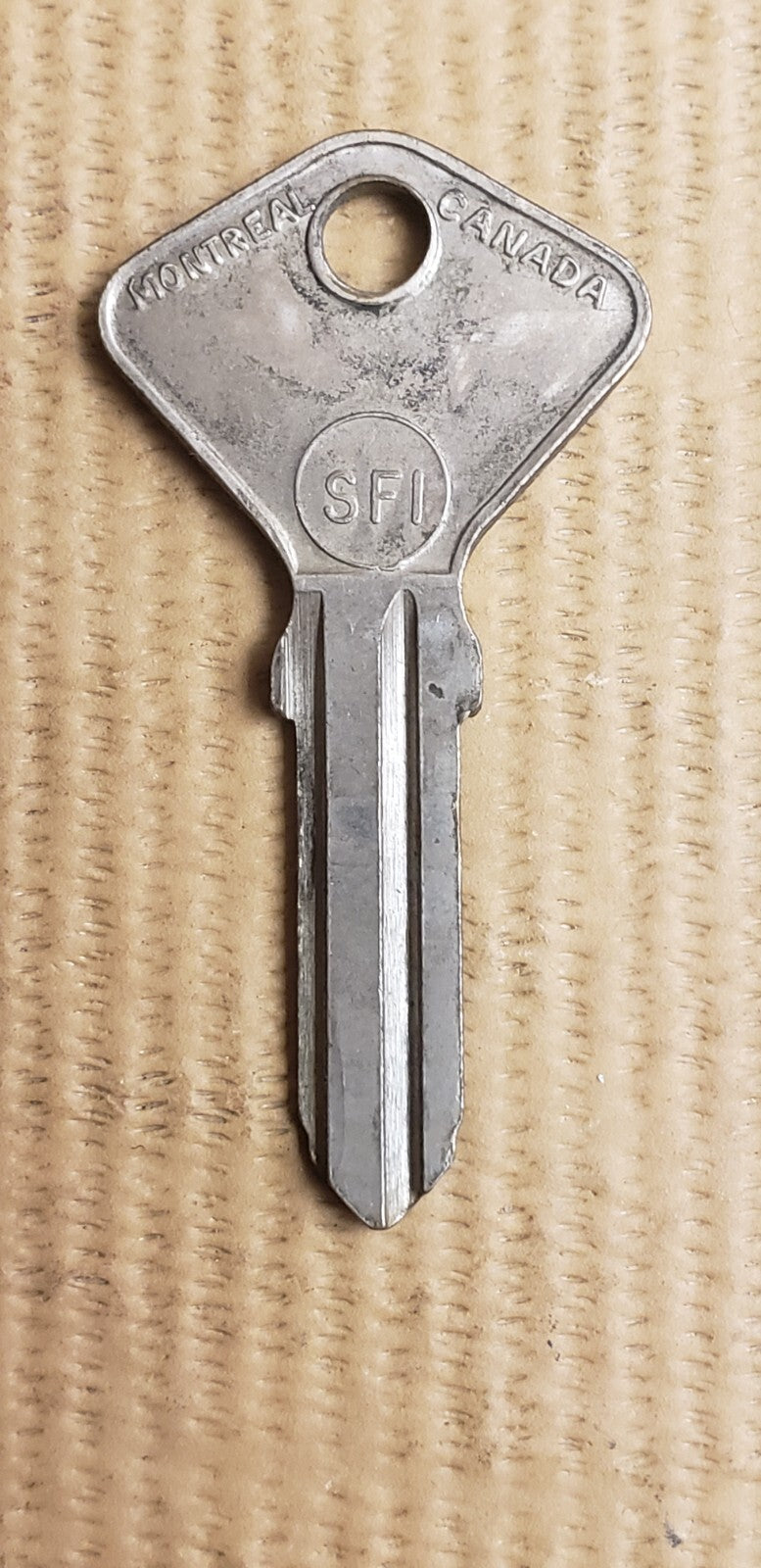 DL - SF1 - Key Blank — photo 2