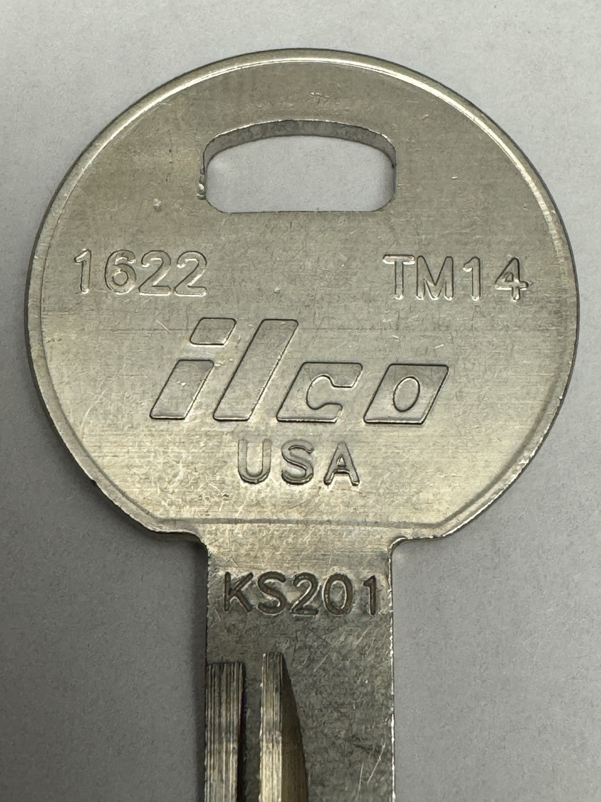 ILCO - TM14 - 1622 - Trimark Winnebago Knapheide - Key Blank — photo 4