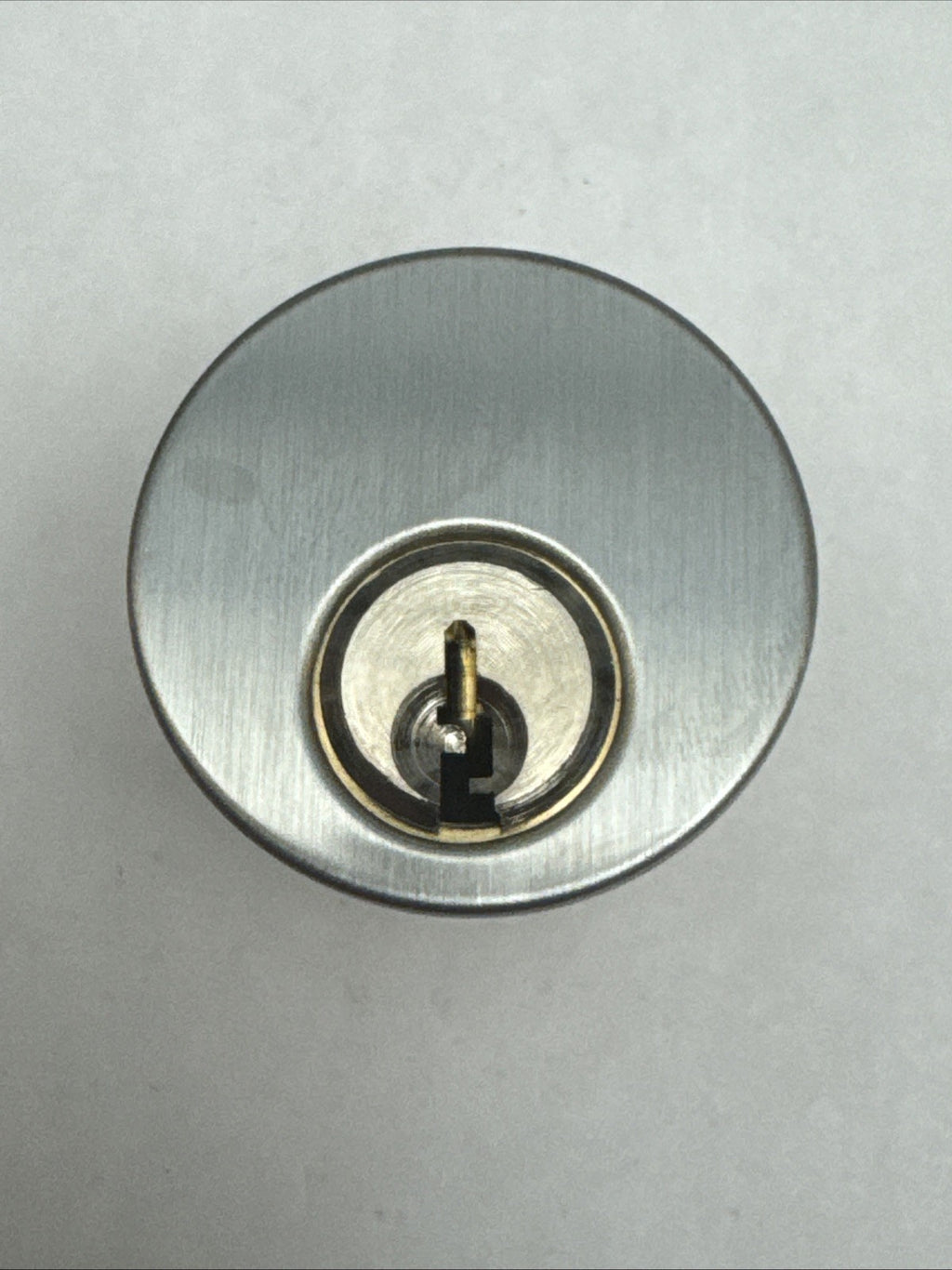 1 1/4” Mortise Cylinder - KW1 - Kwickset - Satin Chrome — photo 4