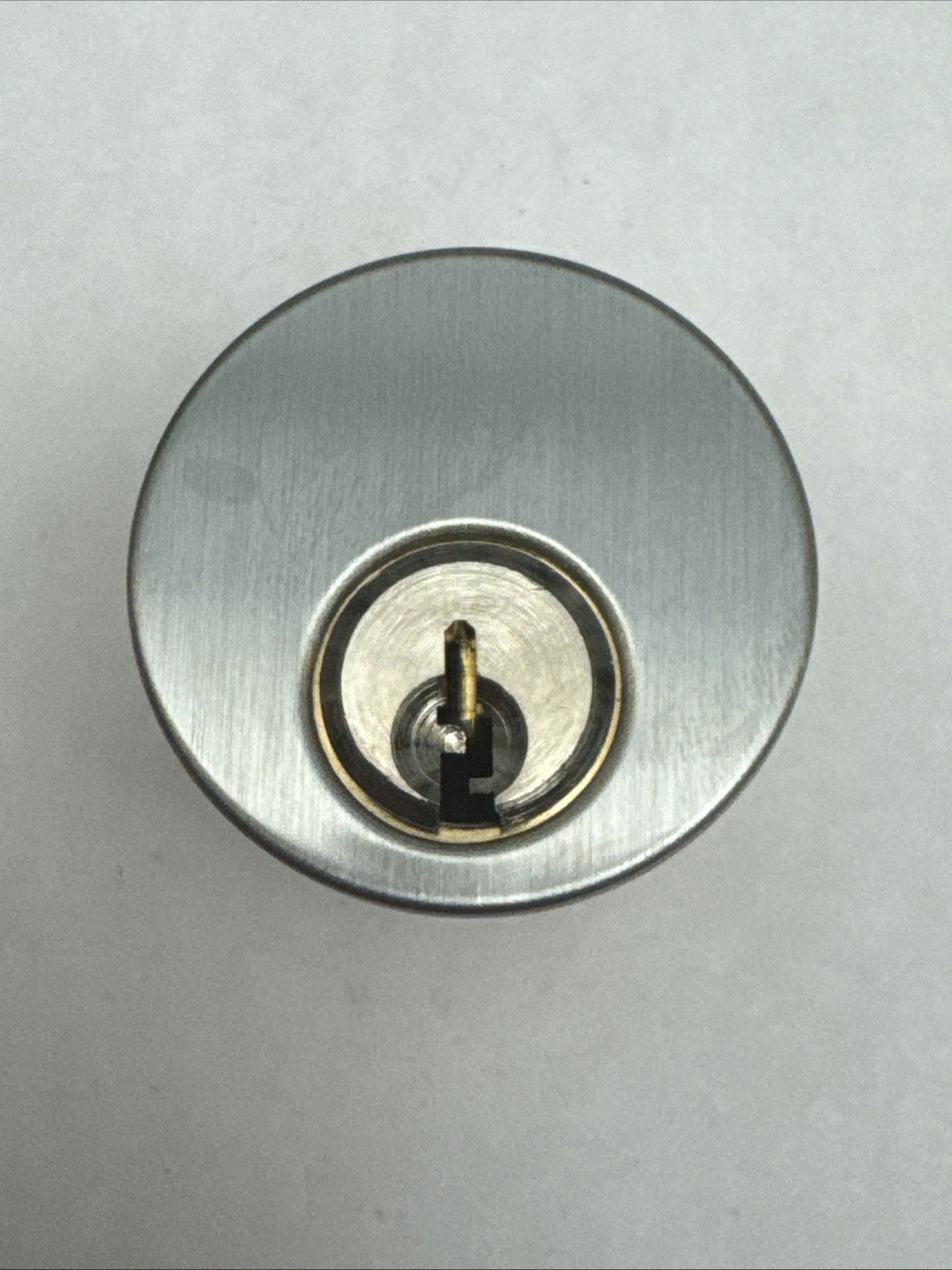 1 1/4” Mortise Cylinder - KW1 - Kwickset - Satin Chrome — photo 4