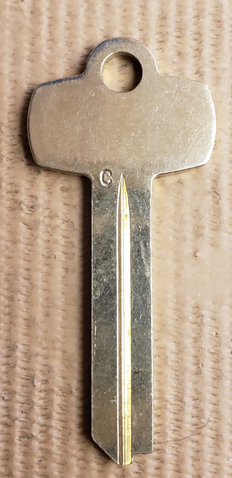 I.C. Core - " C " - Key Blank — photo 1