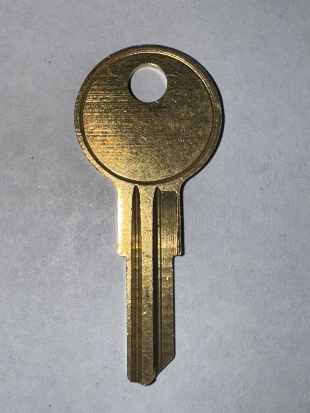 ILCO - Yale - Y11 - 01122 - Brass - Key Blank — photo 4
