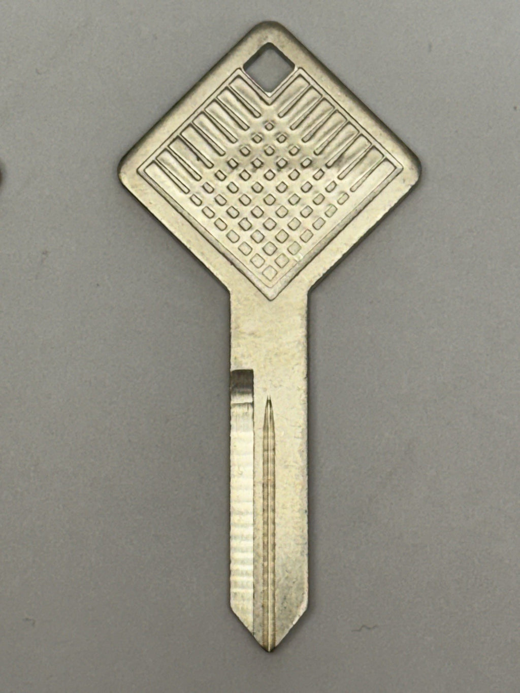 STRATTEC OEM - 1660 - 322861 - Key Blank - FORD TRUCK COVER - LEER - KNAPHEIDE — photo 2