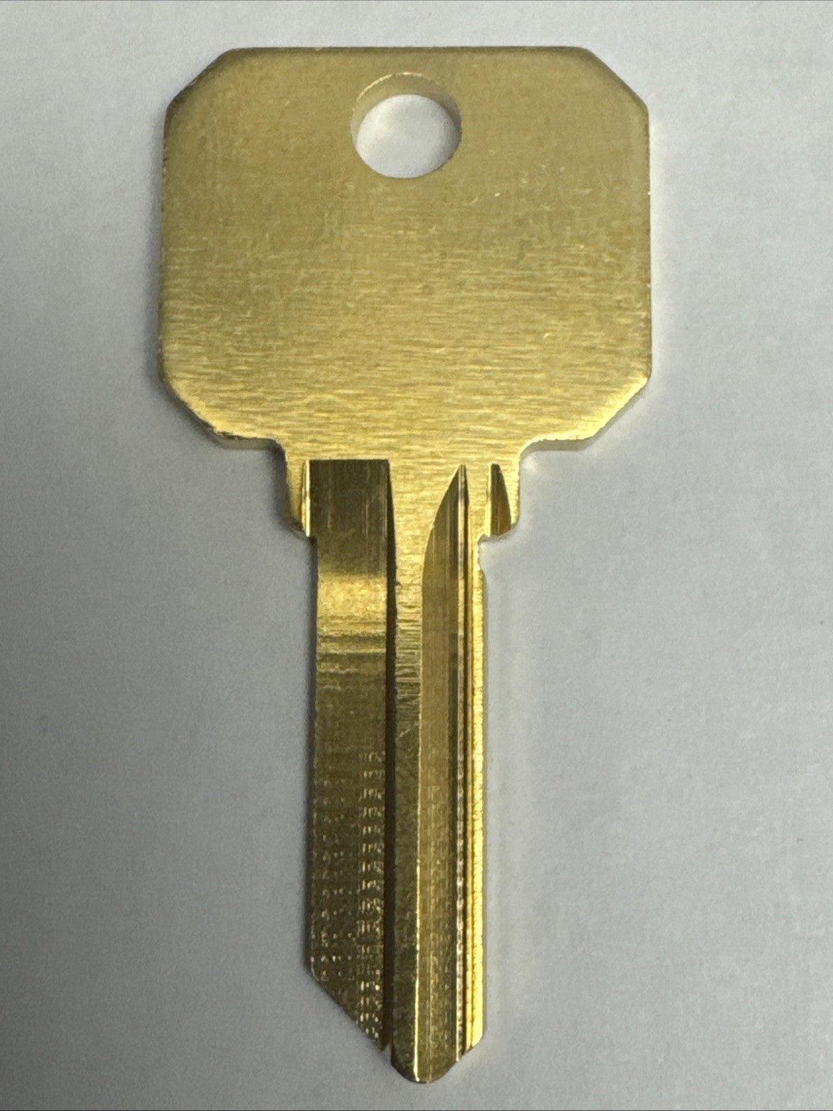 Ilco - SC1 - Schlage DND Key Blank 5 Pin - Cut to Code Brass Do Not Duplicate — photo 2