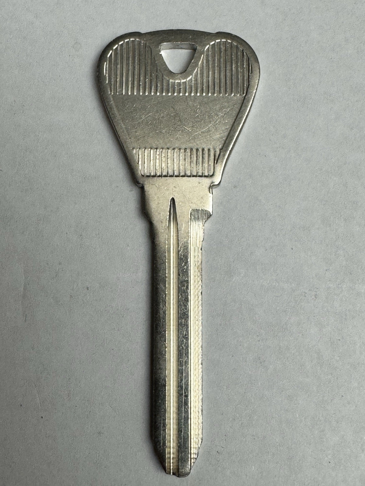 ILCO - H70 - X231 - FORD Festiva 1994 - Key Blank — photo 3