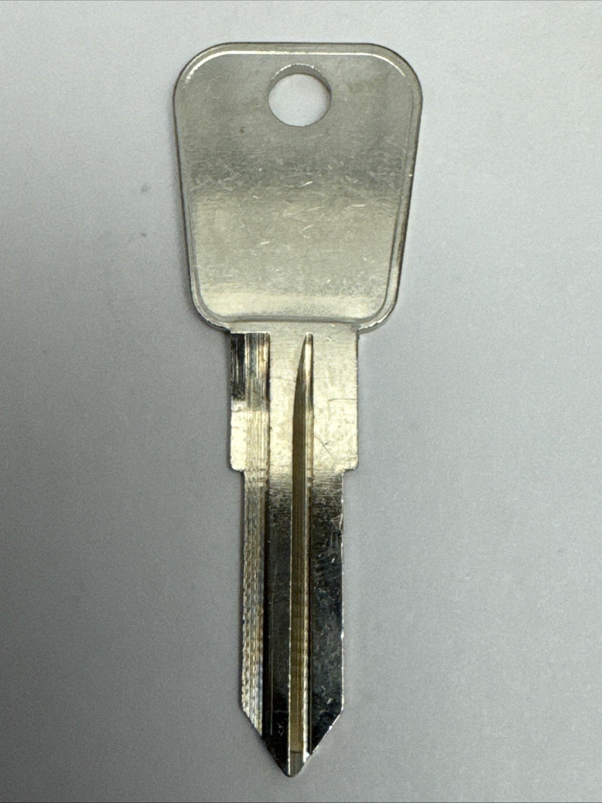 Ilco - YS2 - X22 - Key Blank FORD OPEL FOT6 — photo 4
