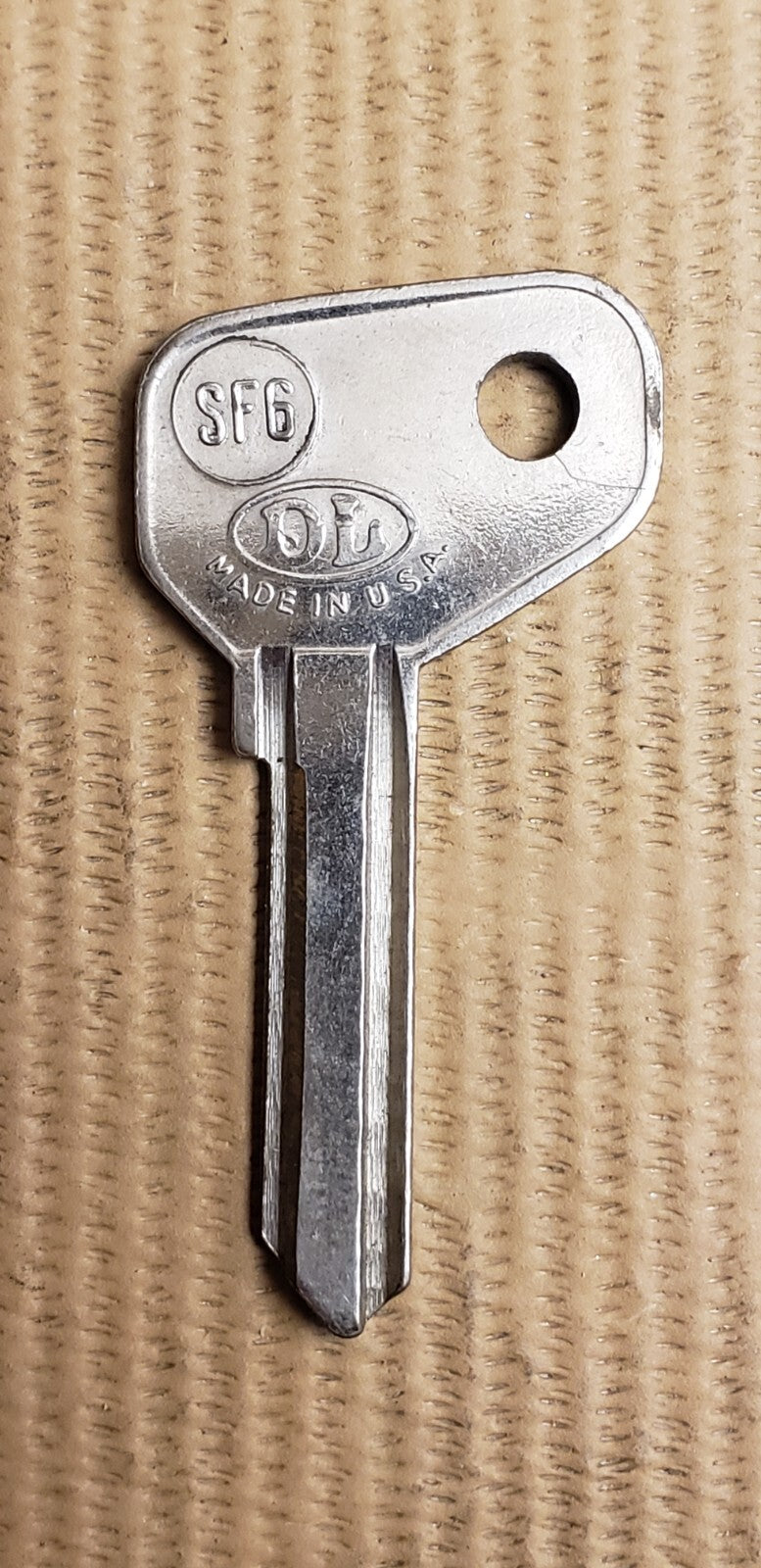 DL - SF6 - F79-3 - FT38 - FIAT - Key Blank — photo 1