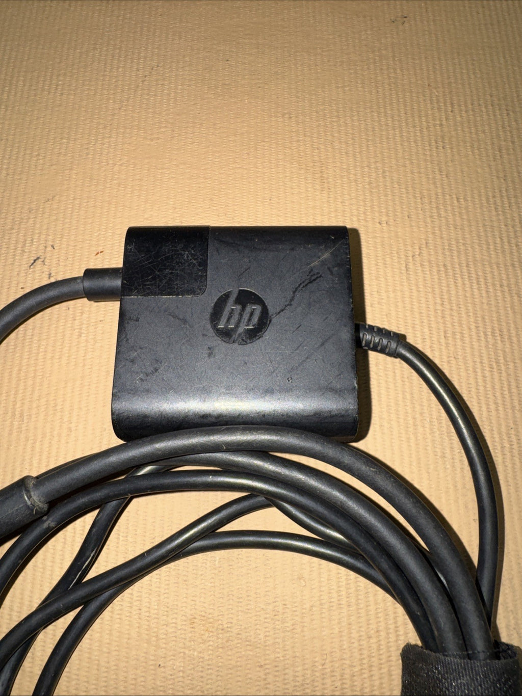 HP 853490-002 TPN-CA04 19.5V 2.31A 45W Notebook Ac Adapter - Genuine OEM — photo 4