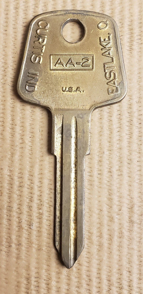 Curtis - AA2 - AA-2 - X51 - Key Blank - Audi Honda Jaguar Volvo Vintage — photo 1
