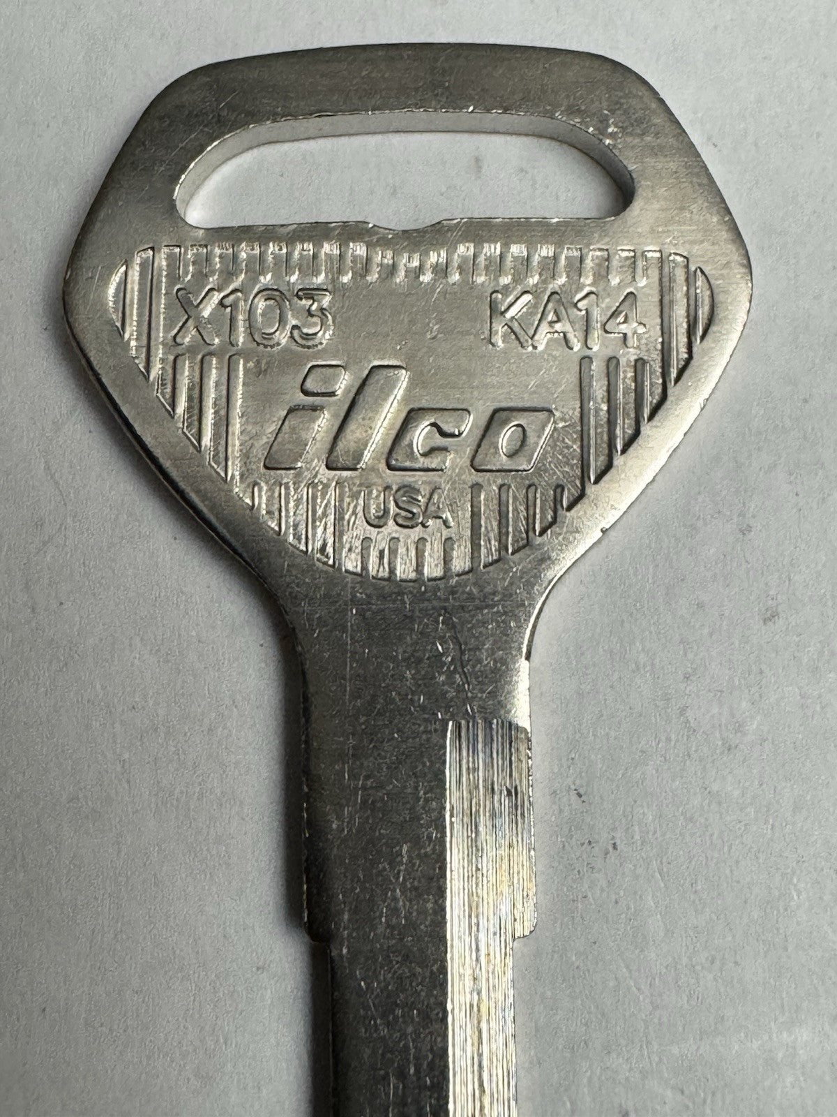 ILCO - X103 - KA14 - Kawasaki Cycle - Key Blank — photo 4