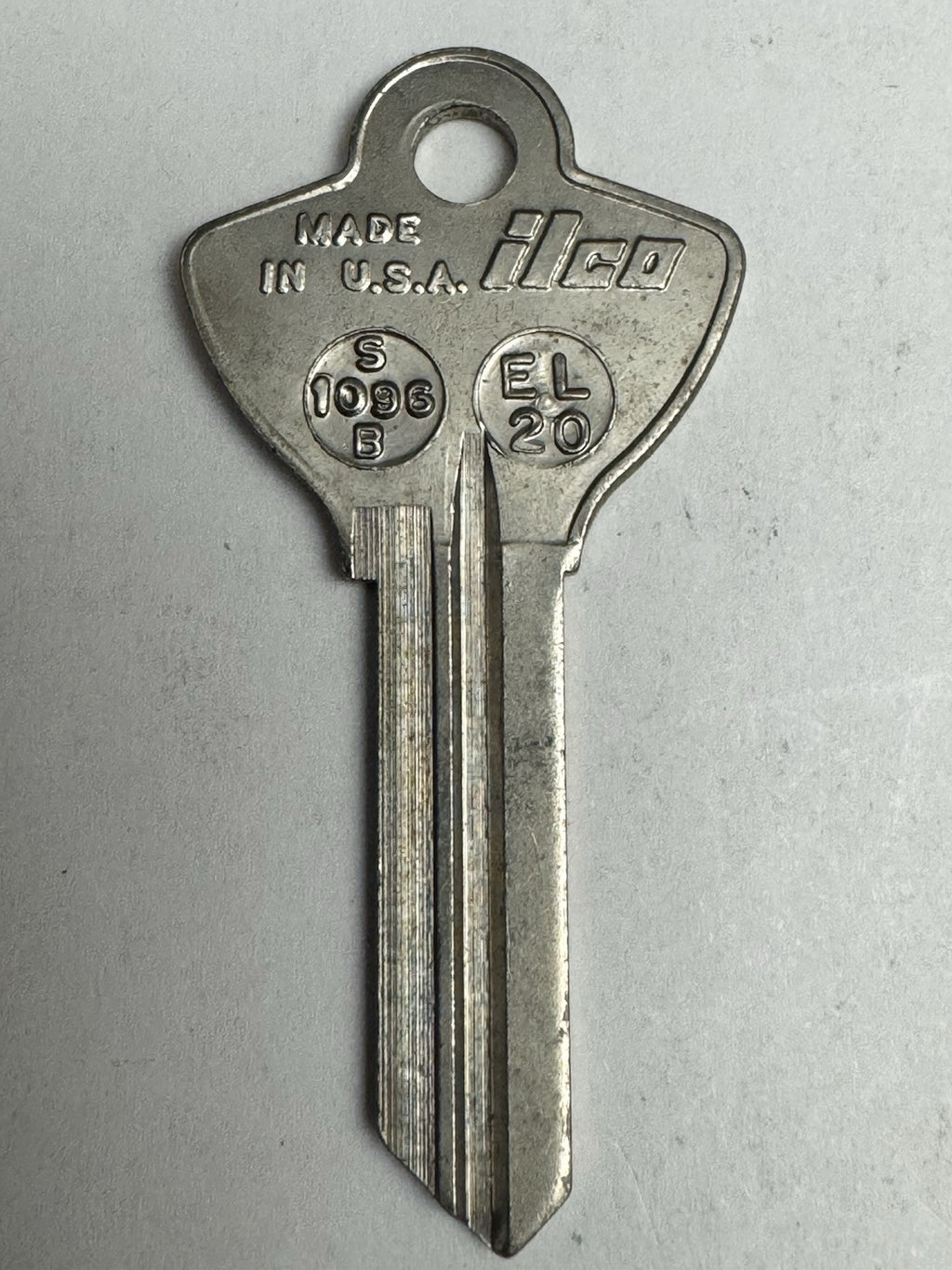 Ilco - S1096B - EL20 - Key Blank — photo 2