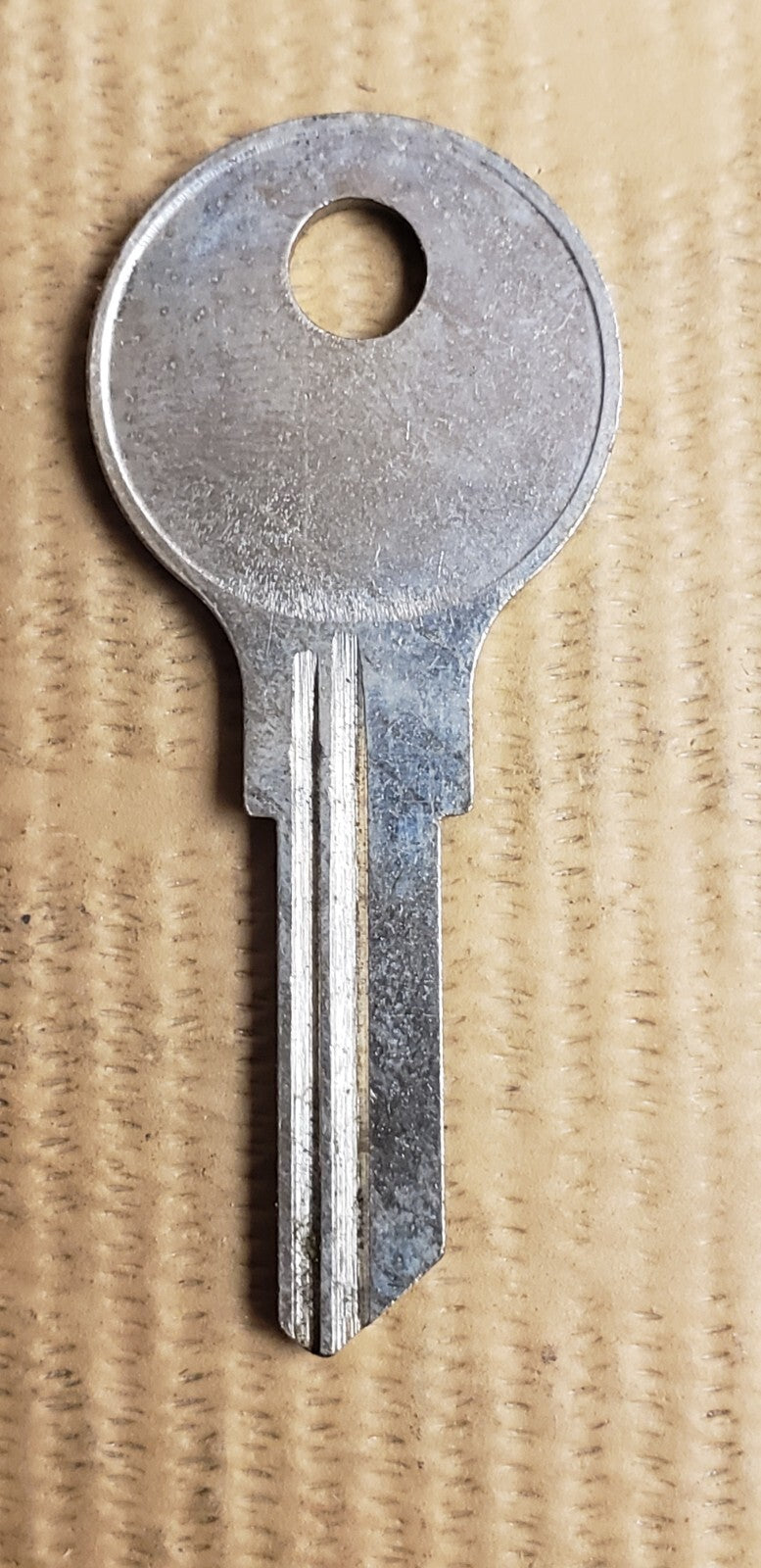 Ilco - AP1 - 101AM - Key Blank — photo 2