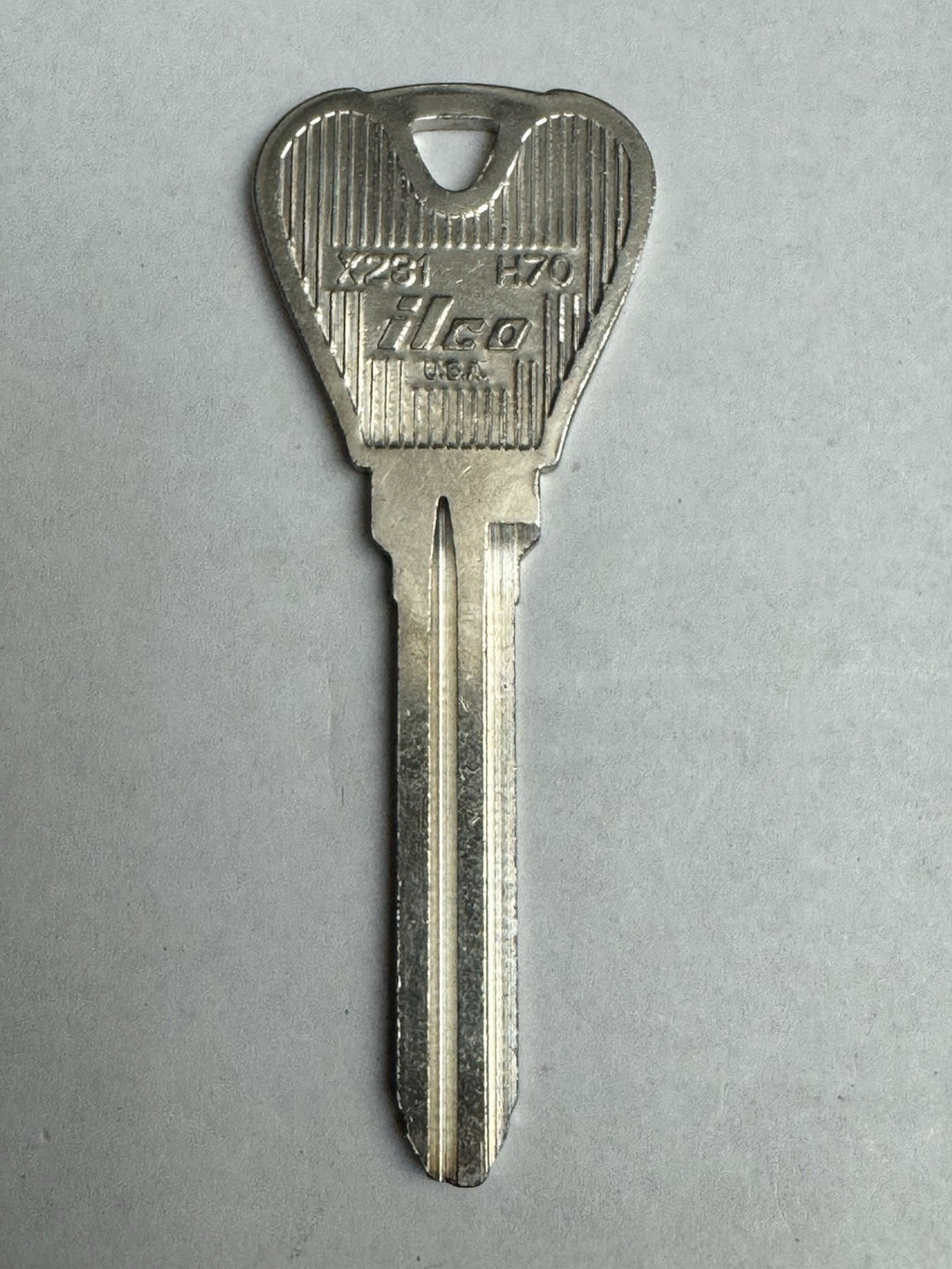 ILCO - H70 - X231 - FORD Festiva 1994 - Key Blank — photo 2