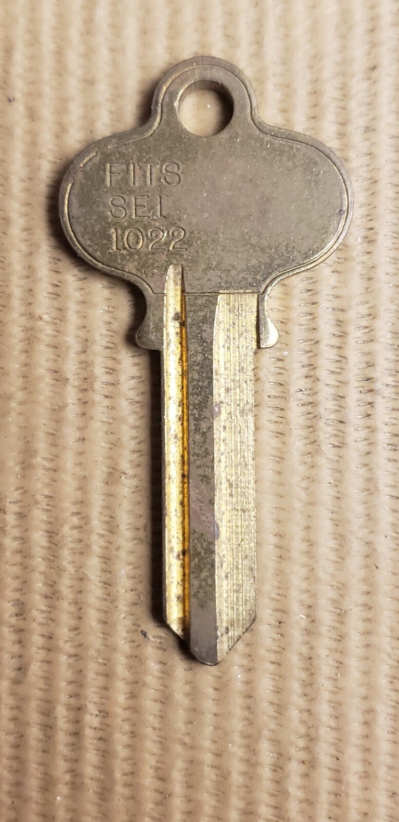 Taylor - 102 - SE1 1022 - Key Blank SEGAL K9 - 1022 — photo 2