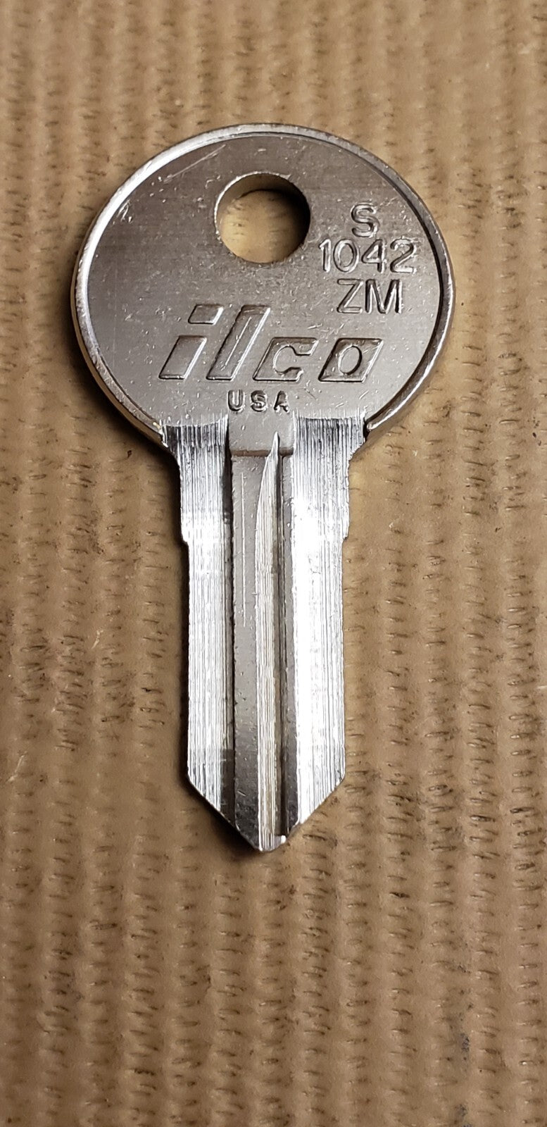 Ilco - S1042ZM - Key Blank - S 1042 ZM — photo 1
