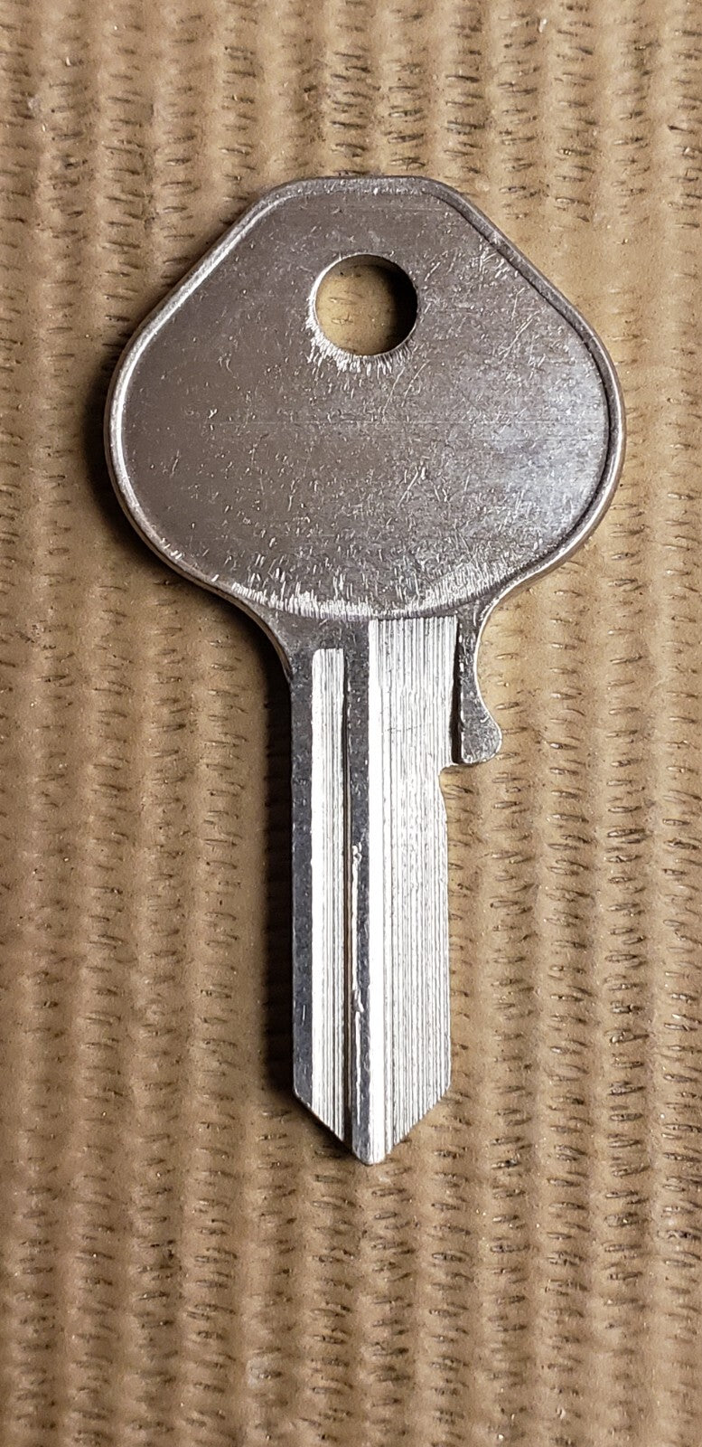 Ilco - M13 - 1092DS - Key Blank MASTER PADLOCK 130K — photo 2