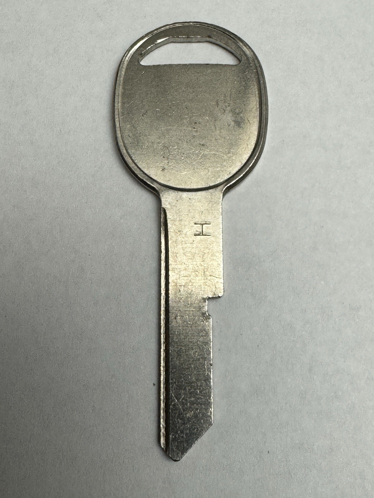 Ilco - B45 - S1098H - Key Blank - GM " H " - Chevy - Door lock - USA — photo 2