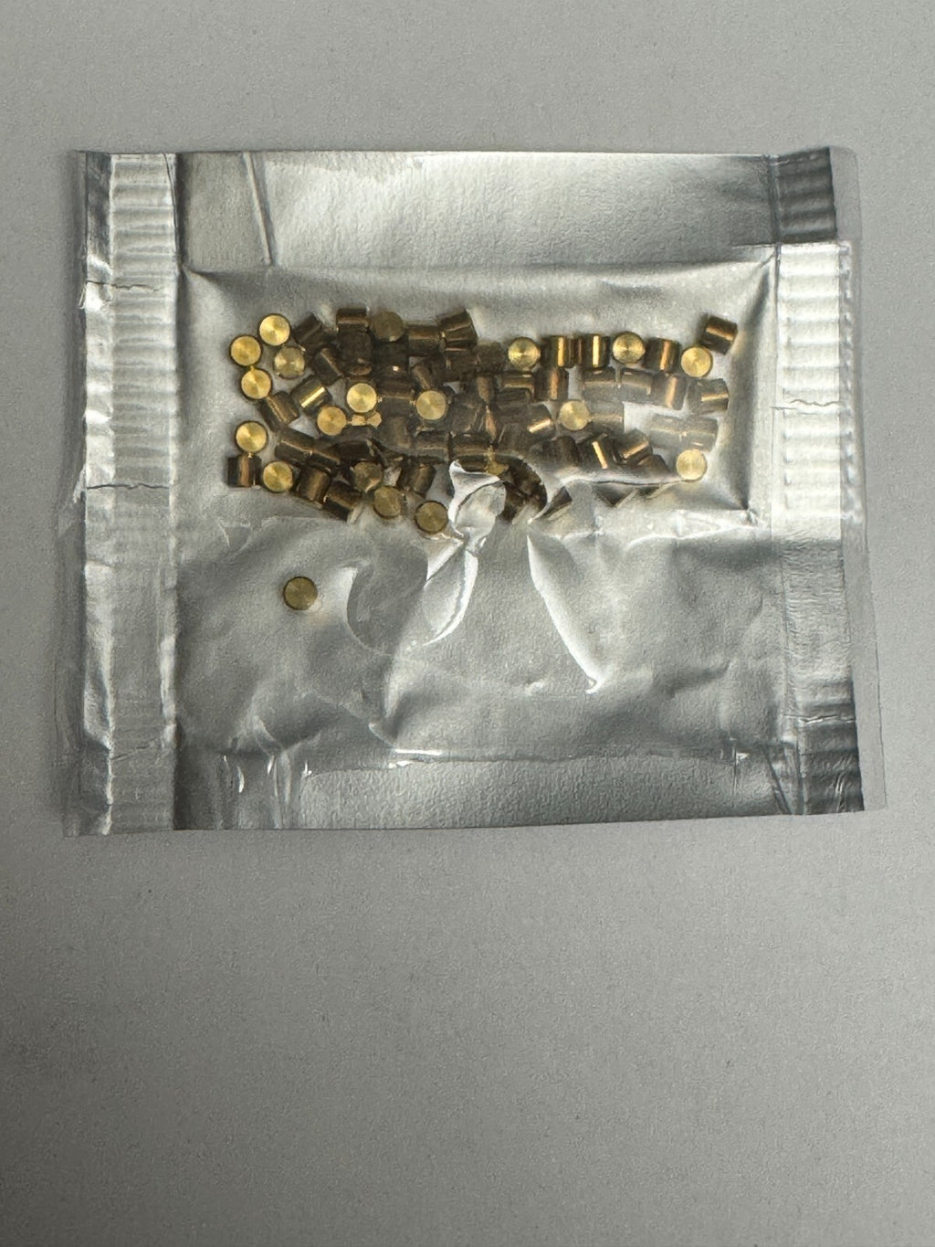 Lab Pins - 75ct - Lock Cylinder Pins - Master / Top Pin - .110 Gold — photo 2