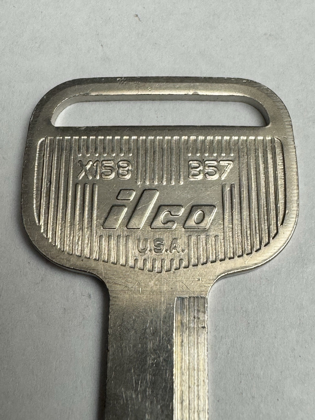Ilco - X158 - B57 - Chevy - GMC - Isuzu - Key Blank — photo 4