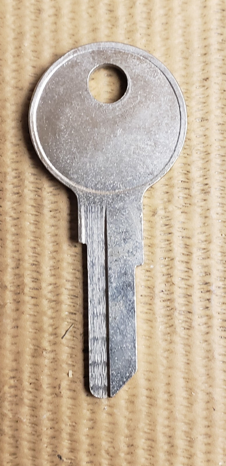 Ilco - CU12 - Mercury Outboard Motor - Key Blank — photo 2