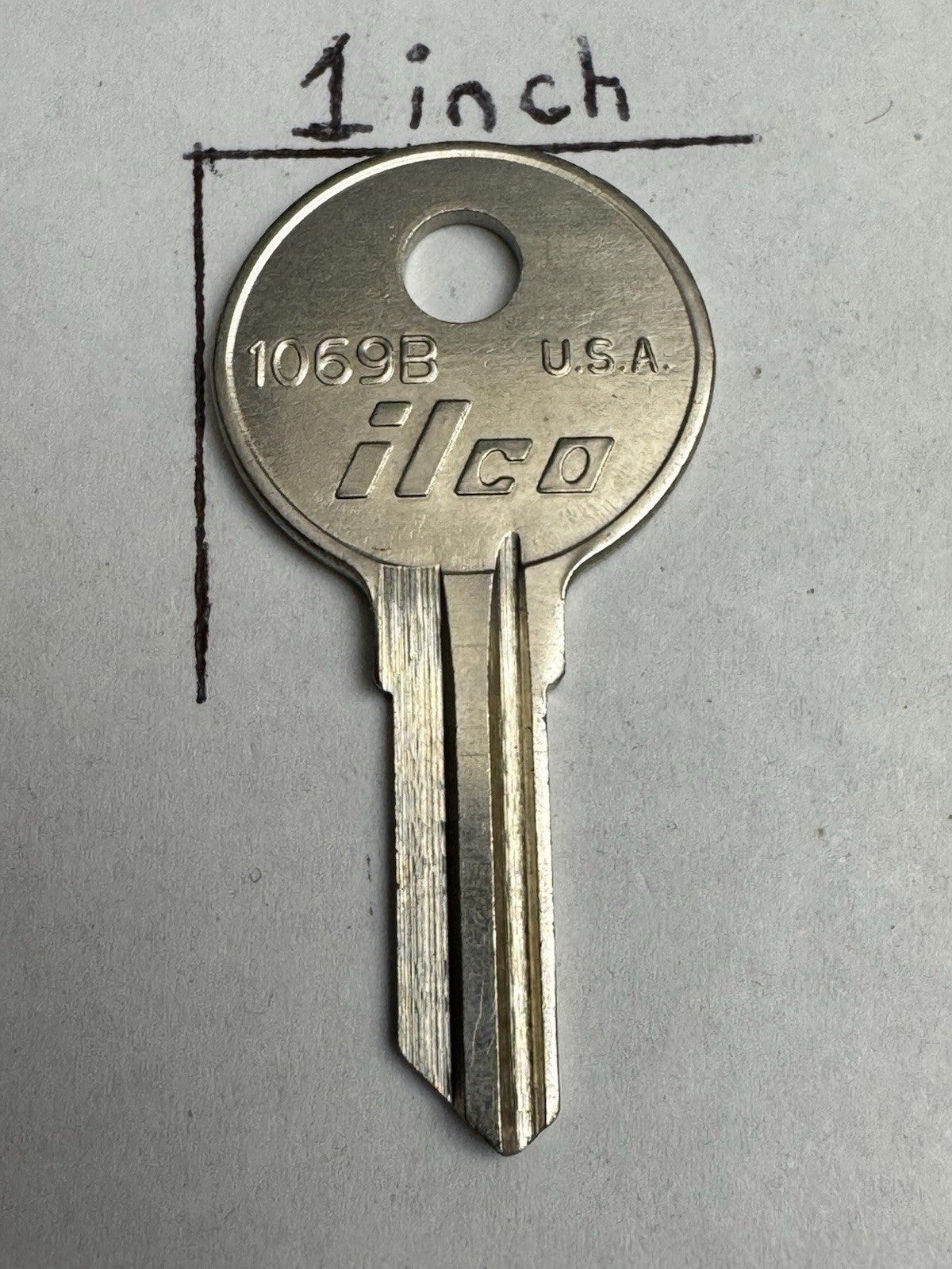 ILCO - 1069B - D8786 - Key Blank — photo 3