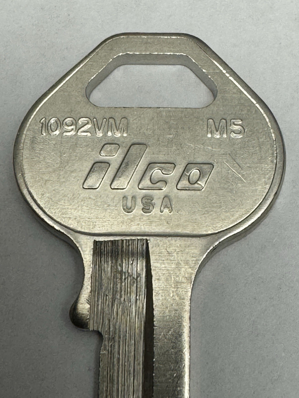 Ilco - M5 - 1092VM - Master Padlock 81KM - Key Blank — photo 4