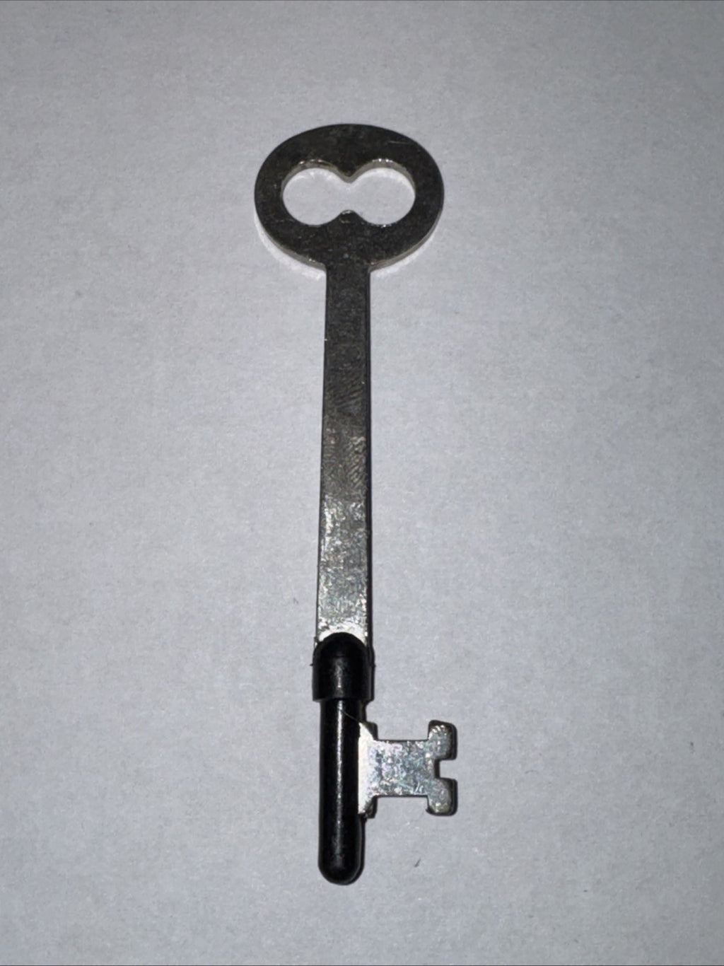 Vintage Brass Small Skeleton Keys Closed Barrel Key Lot of 9 - Silver — photo 5