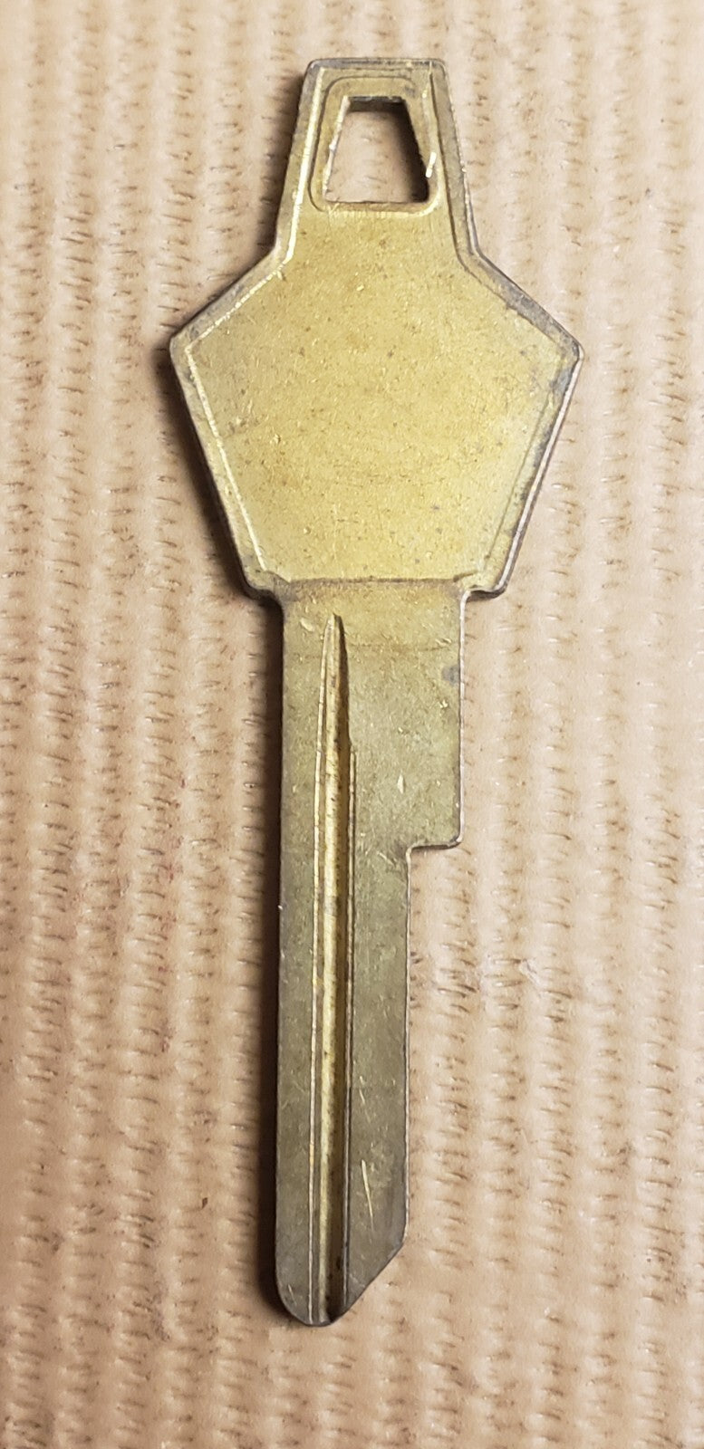 Curtis - Y-146 - Y146 - Key Blank - Plymouth - Dodge - Chrysler - Vintage — photo 2