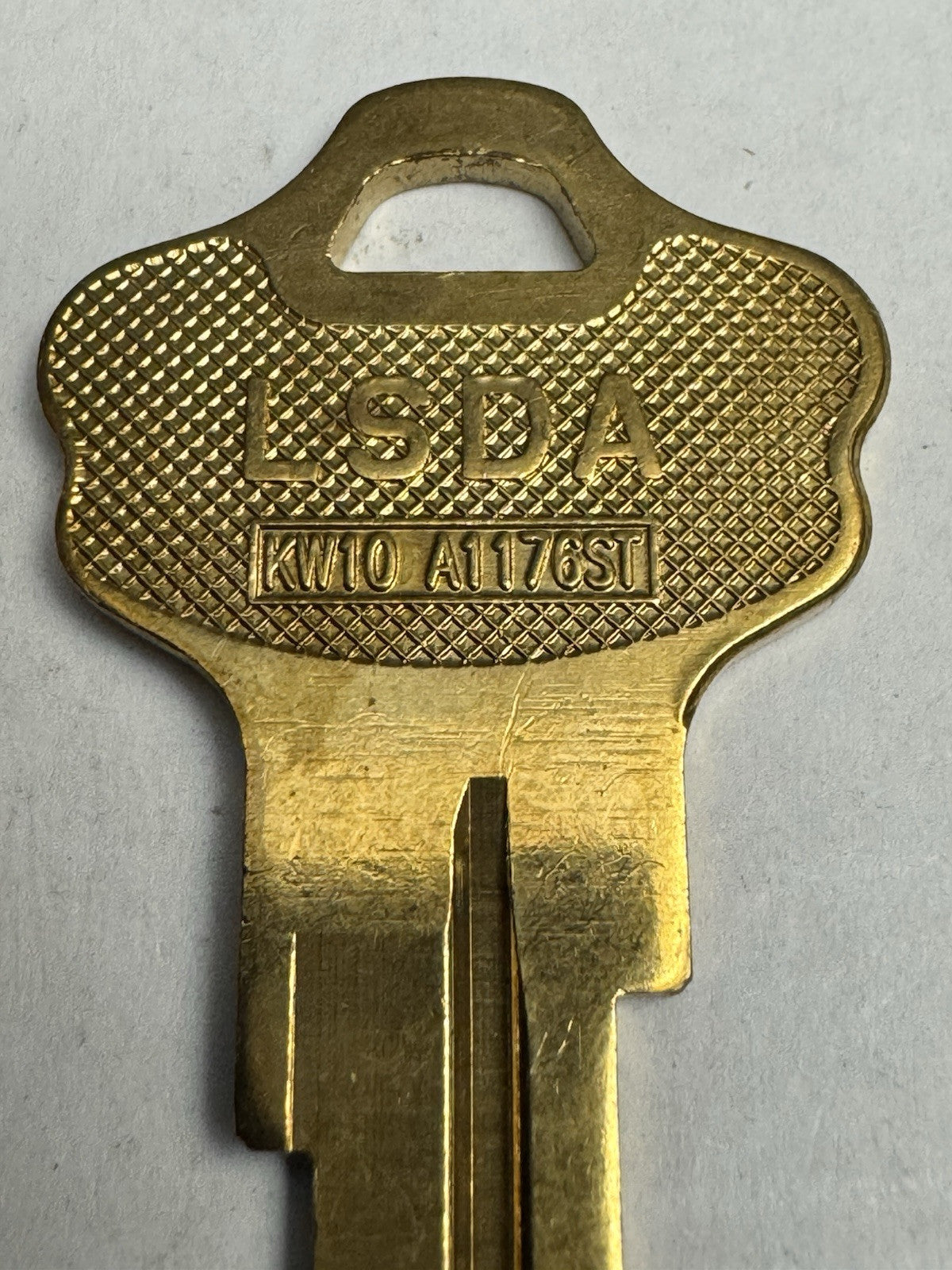 LSDA - KW10 - A1176ST - Kwicket Titan- Key Blank — photo 4