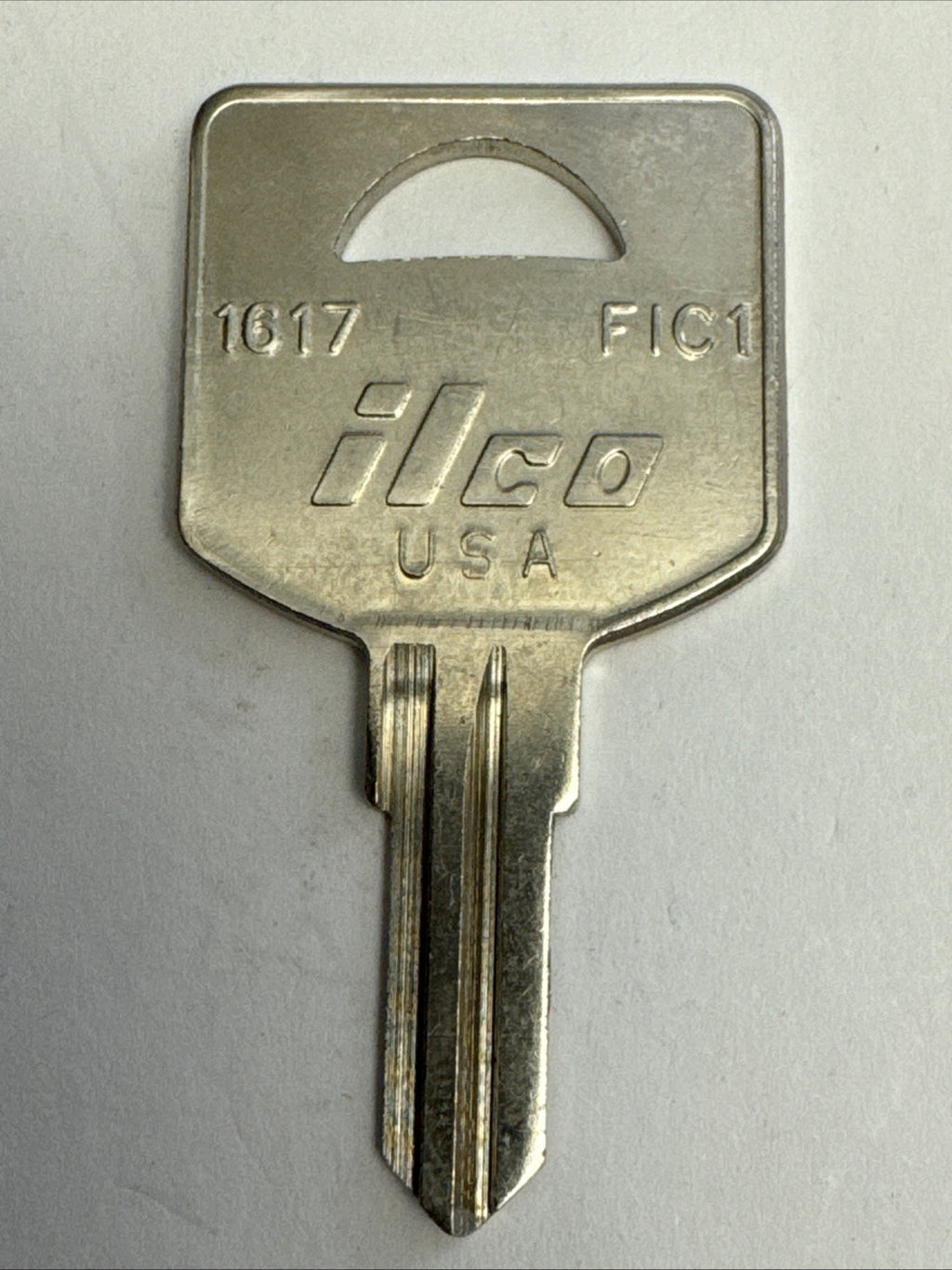 Ilco - FIC 1 - FIC1 - 1617 - Key Blank - Made In USA — photo 2