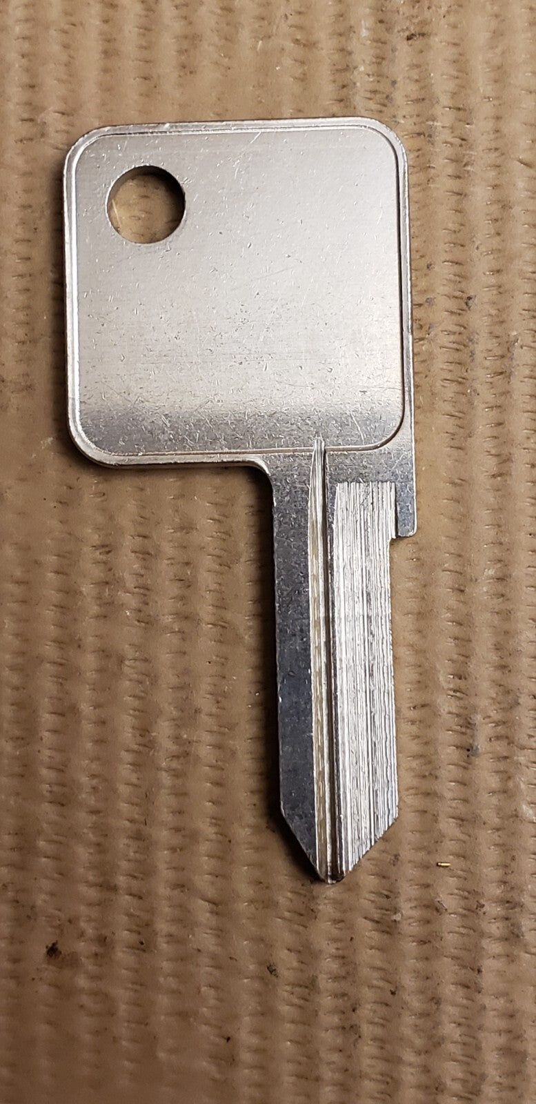 Ilco - 1612 - TM12 - Key Blank - Trimark — photo 2