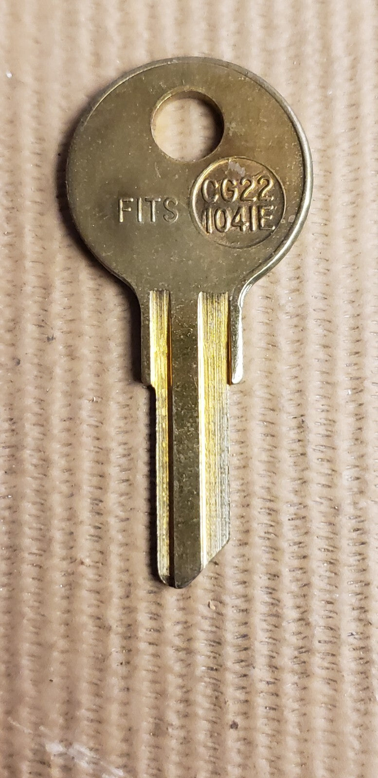 LSDA - CG22 - 41RB - 1041E - Chicago K35 - Key Blank — photo 3