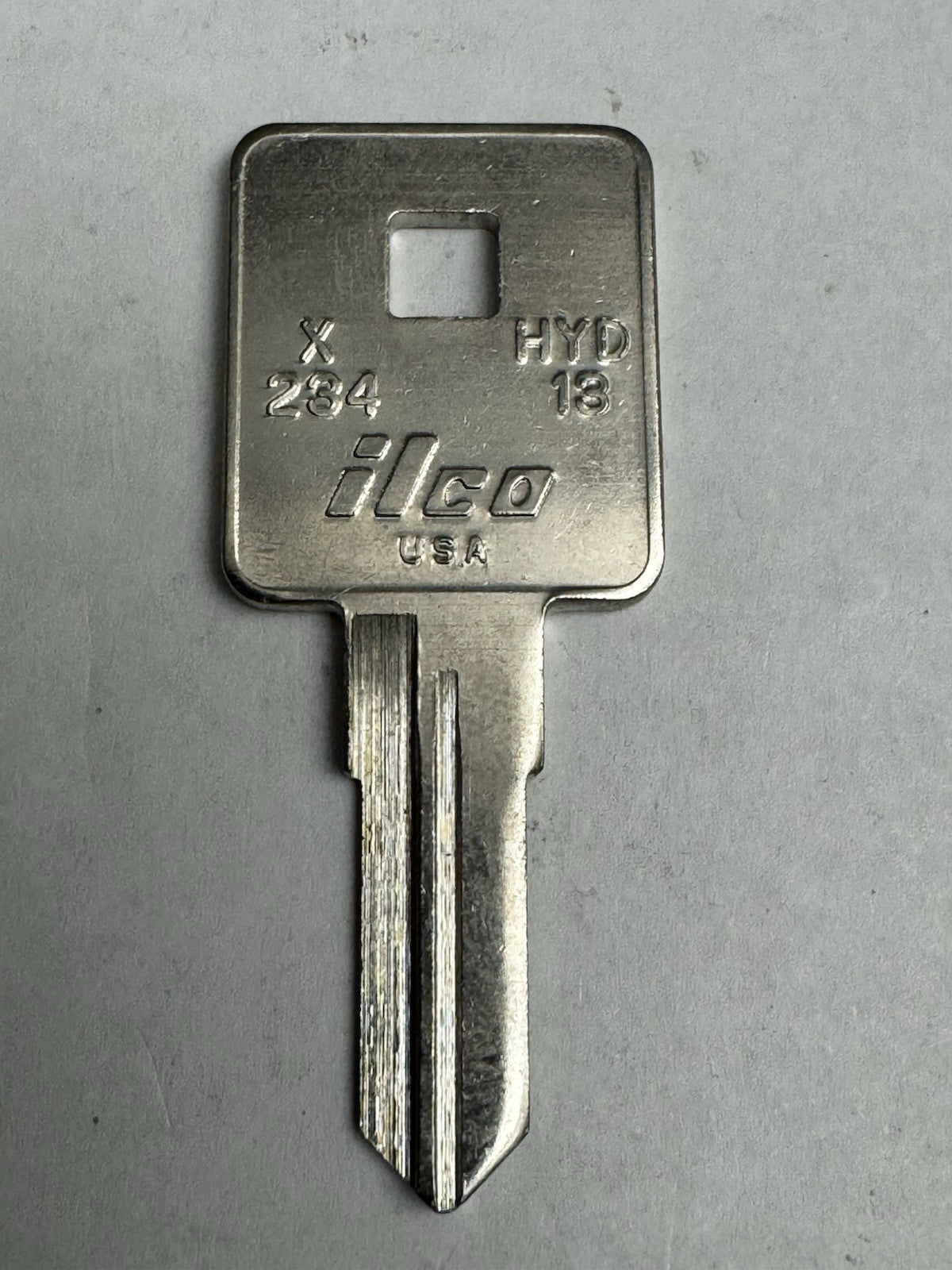 ILCO - X234 - HYD 13 - HYD13 - Harley Davidson - Key Blank — photo 2