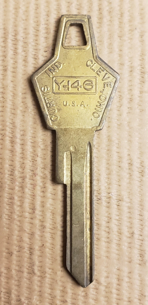 Curtis - Y-146 - Y146 - Key Blank - Plymouth - Dodge - Chrysler - Vintage — photo 1