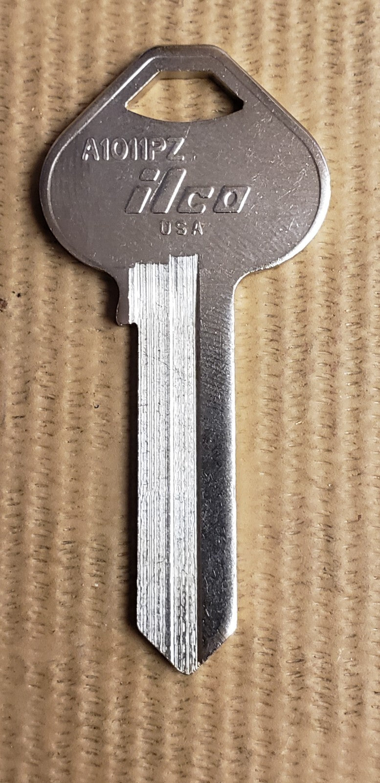 Ilco / Russwin - A1011PZ - 8N - 6 Pin - Key Blank — photo 1