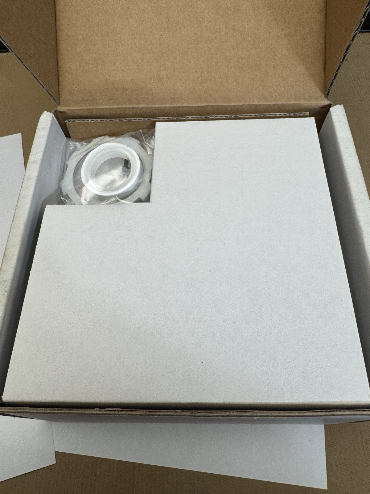AVIGILON H4F-MT-NPTA1 850-0174A INDOOR/OUTDOOR FISHEYE PENDANT NPT ADAPTER — photo 4