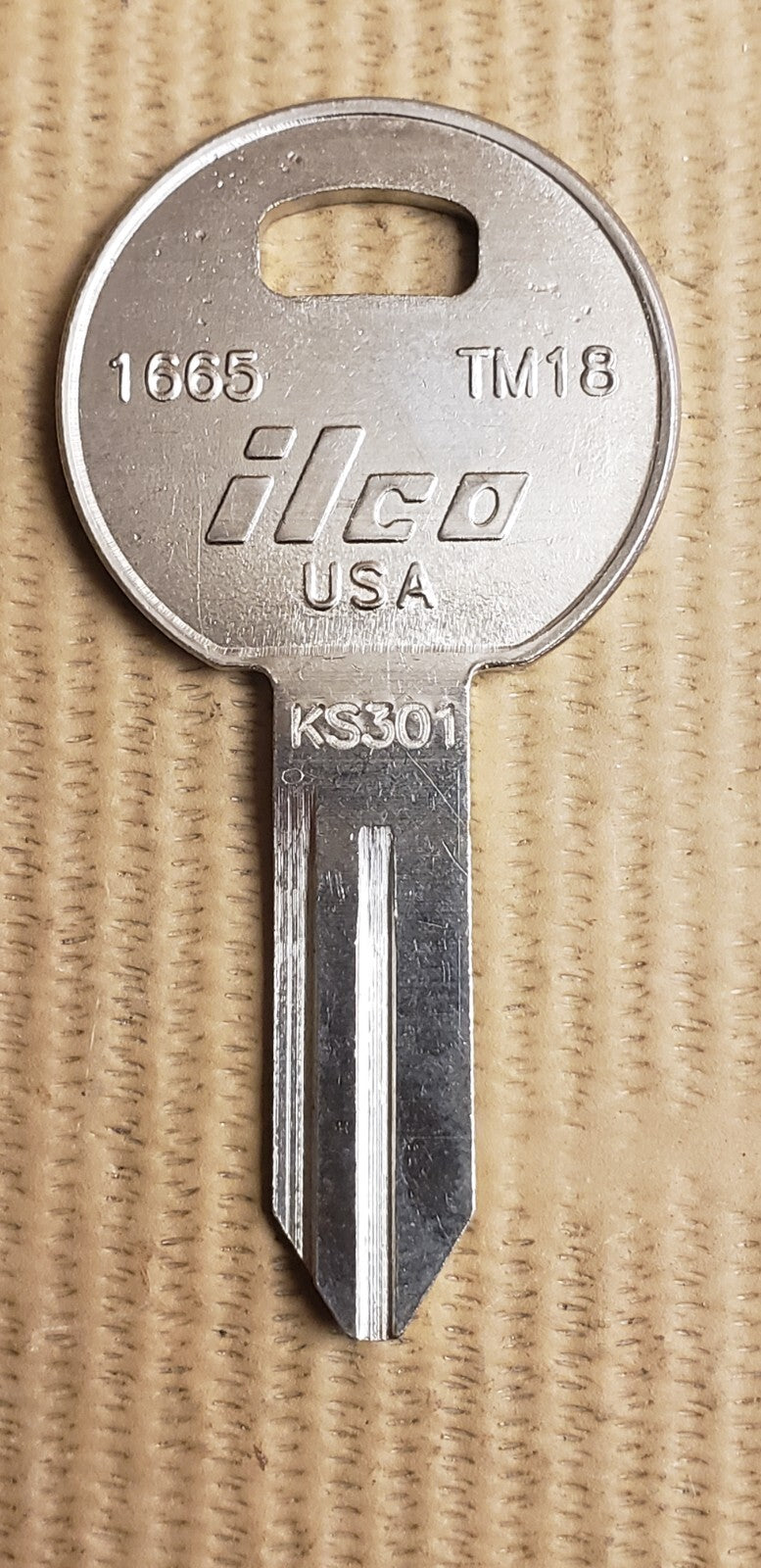Ilco - TM18 - 1665 - Key Blank - Trimark KS301 - Winnebago — photo 1