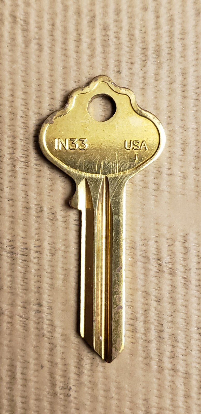 IN33 - 1054MT - For Ilco Locks - Key Blank — photo 1