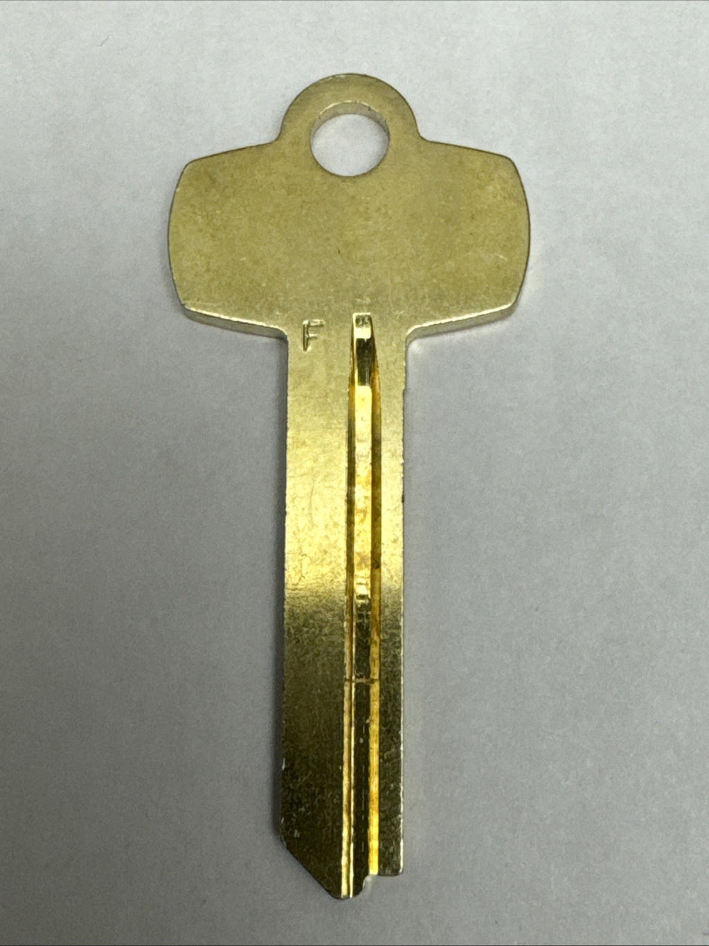 I.C. Core - 1A1F1 - " F " - Key Blank — photo 2