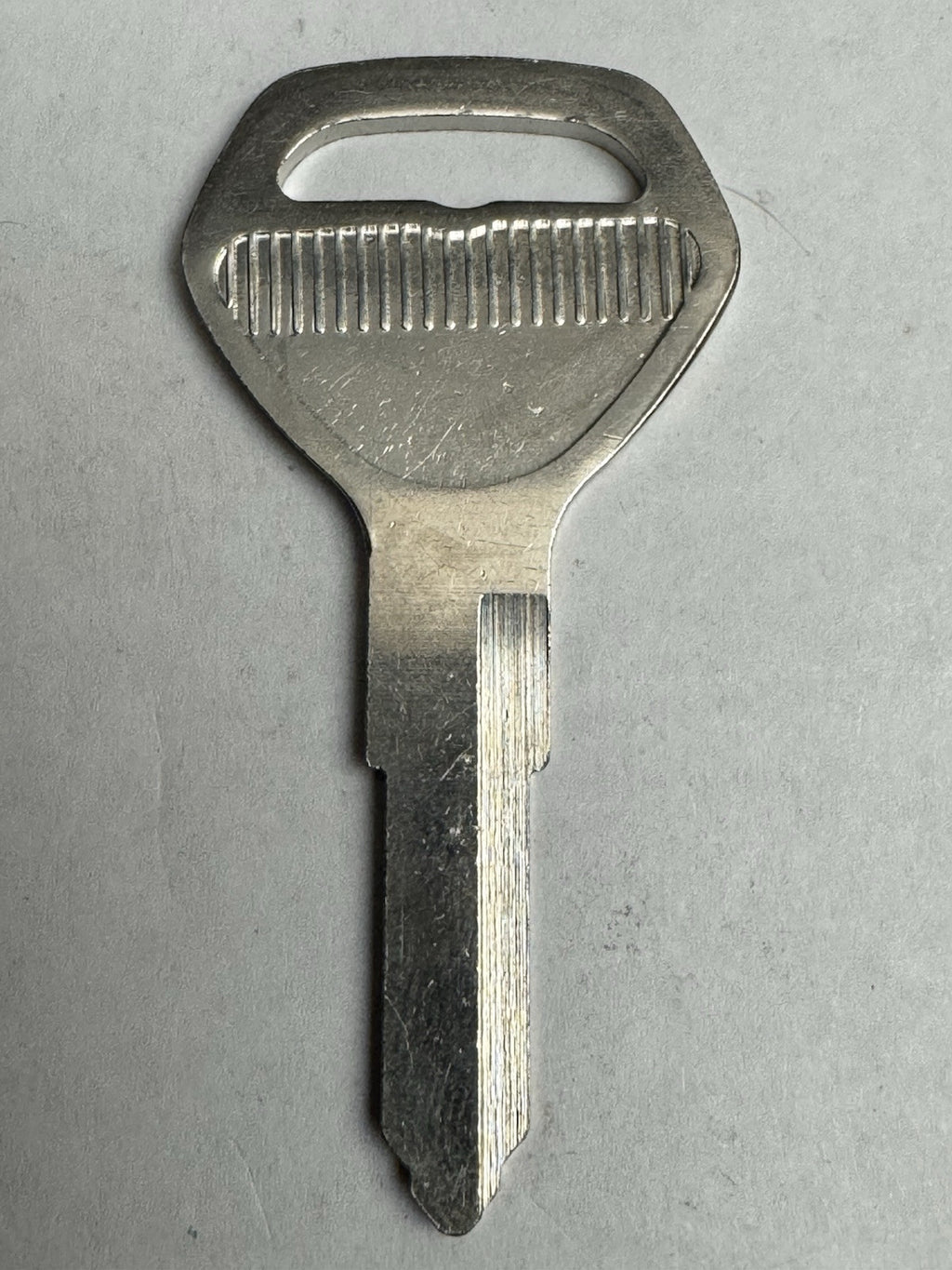 ILCO - X103 - KA14 - Kawasaki Cycle - Key Blank — photo 3
